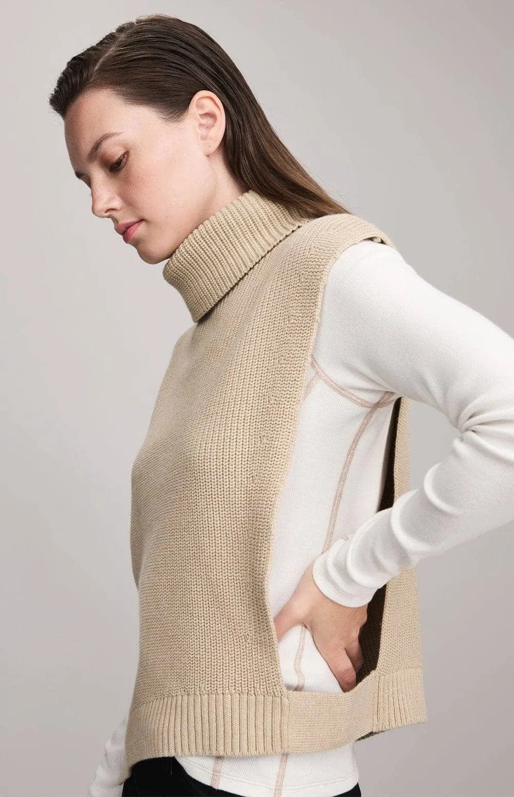 Akira Sweater Vest | Heather Oatmeal