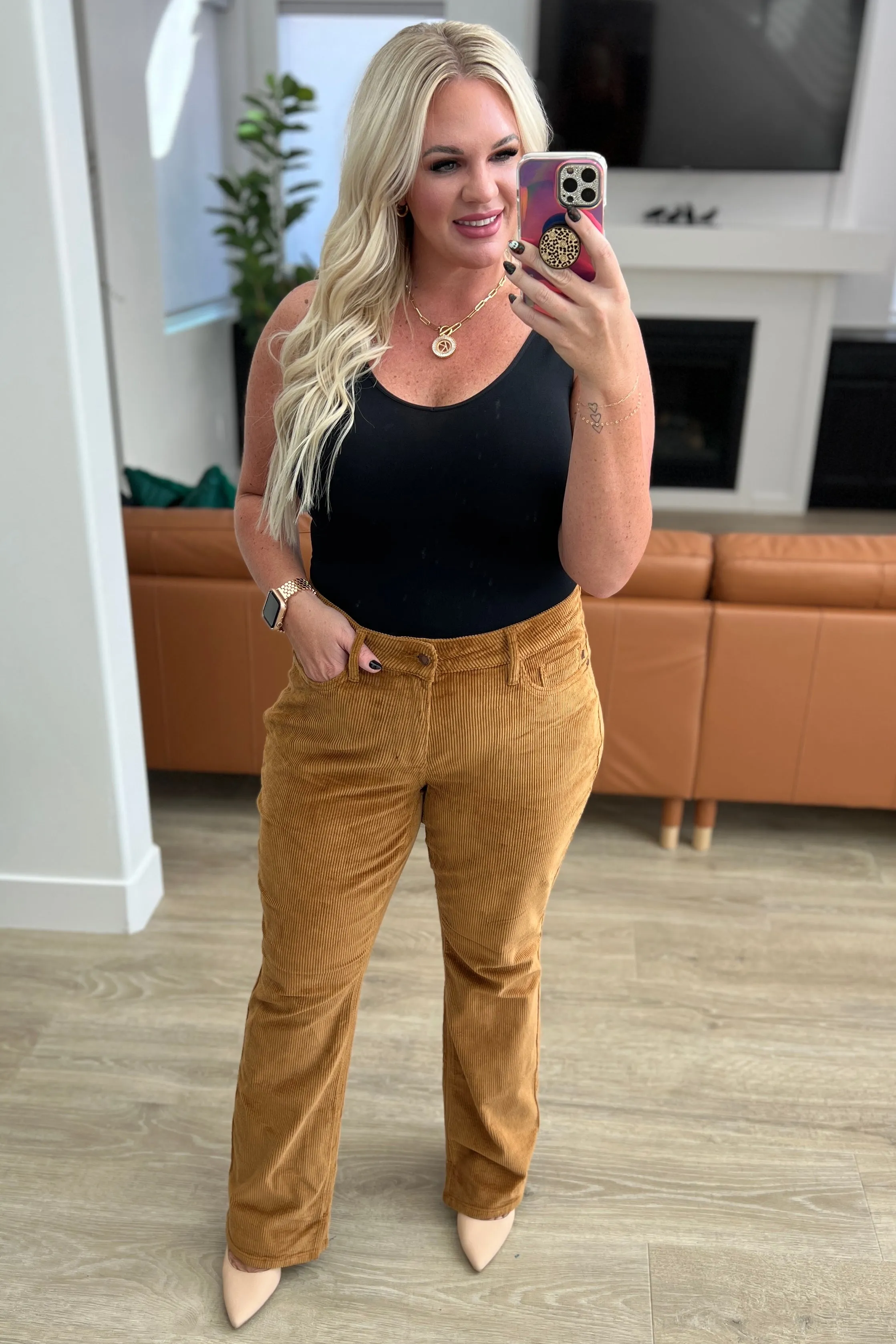 Judy Blue Mid Rise Bootcut Corduroy Pants in Camel