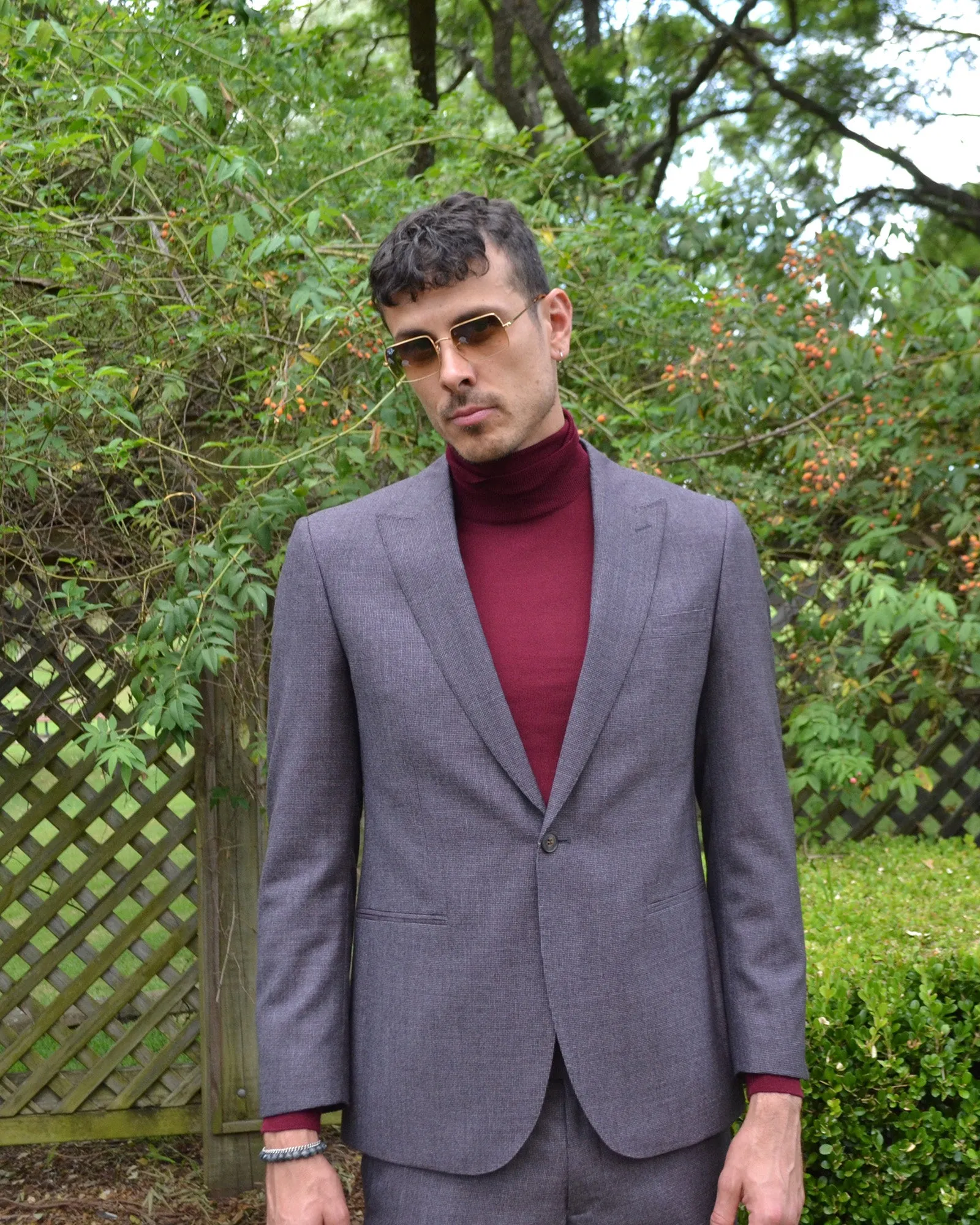 VISCONTI W23R WINE WOOL ROLL NECK / POLO NECK
